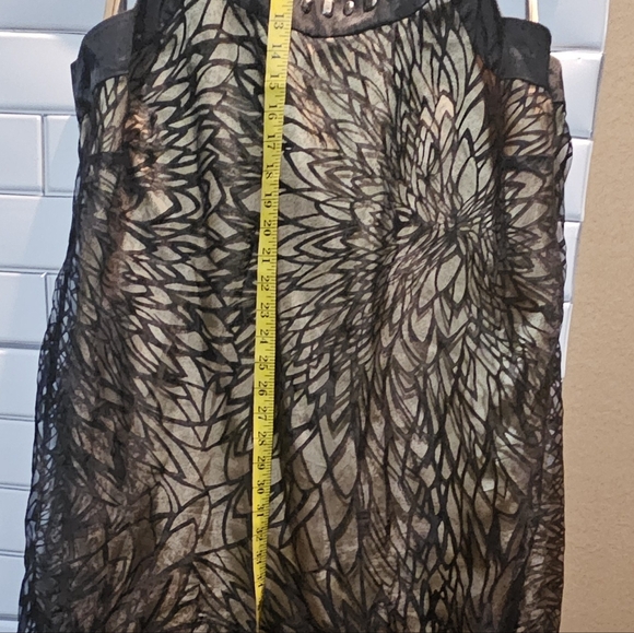 LANE BRYANT Plus Size 22w Shift Dress Black Gold Floral Sleeveless Sparkles - Picture 2 of 5